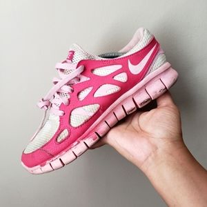 NIKE RUNNING SHOES .